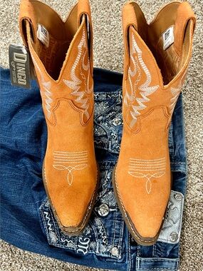 Dingo Orange Suede Western Boots Embroidered Size 7.5 NEW (Read)